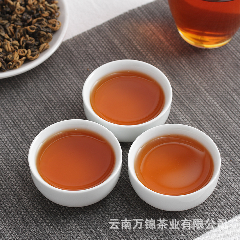 HelloYoung 500g Yunnan Fengqing early spring Yunnan black tea honey fragrance red conch