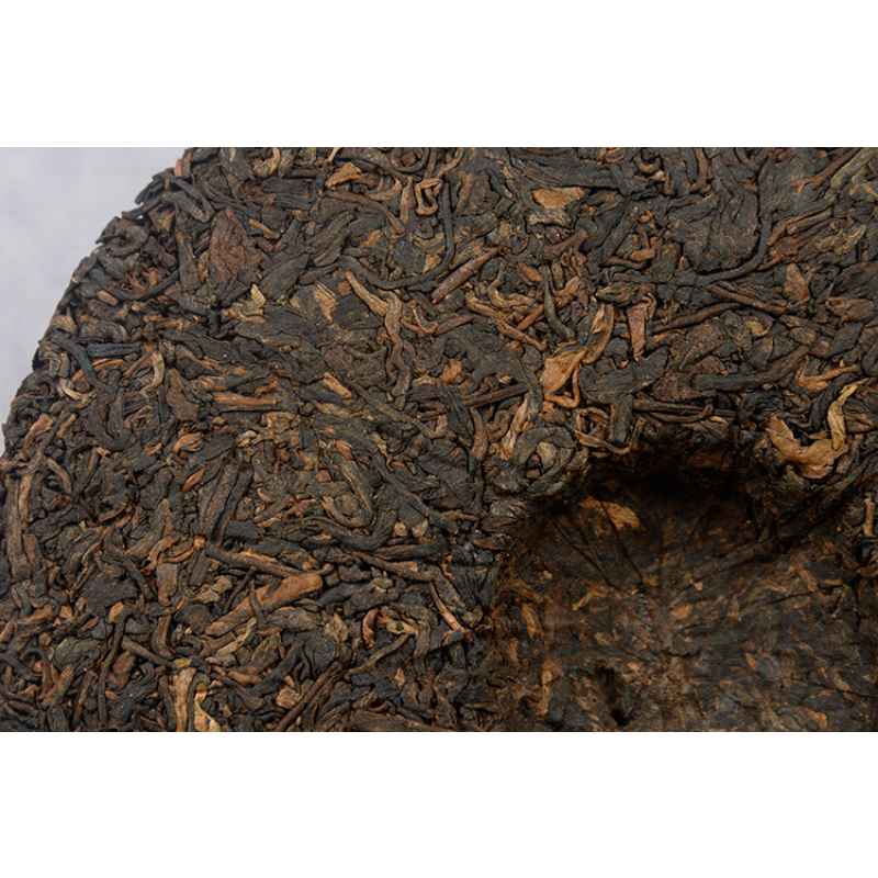 357g Organic Old Tree Tea Yunnan Pu-erh Ripe Tea Cake Big Golden Bud Mellow Tea