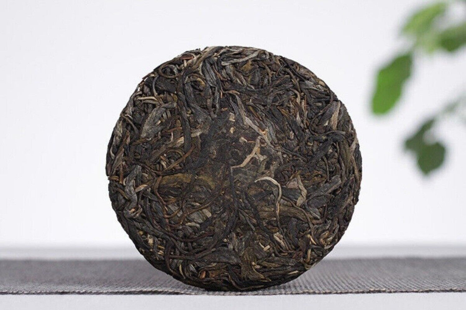 Yunnan Banzhang Pu-erh Tea Cake 100g Seven Sons Cake Arbor Tree Aged Sheng Puer