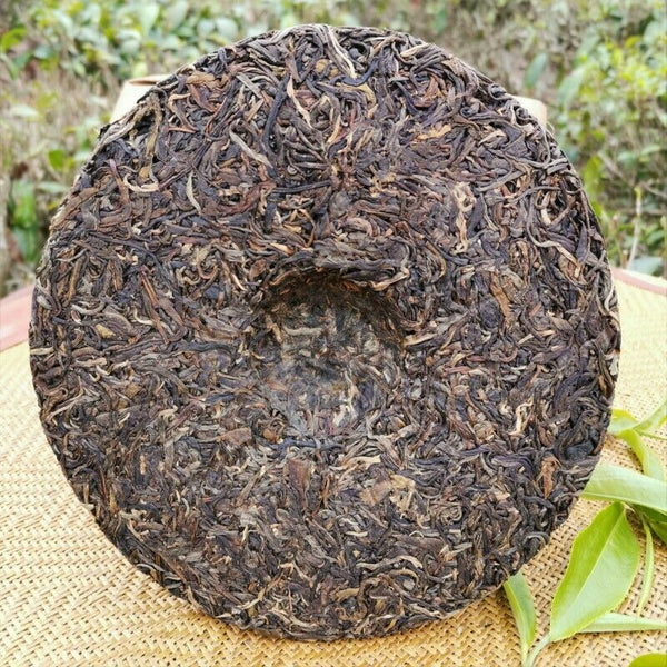 HelloYoung Ancient Pu'er Tea Chinese Gift Tea Original Laobanzhang Pu'er Tea 357g