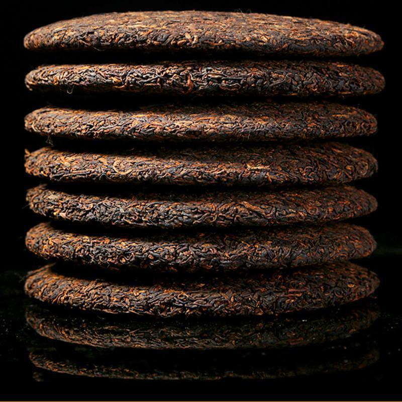 HelloYoung357g Yunnan Pu-erh Tea Pu'er Ripe Tea Menghai Spring Cooked Black Seven Cake Tea