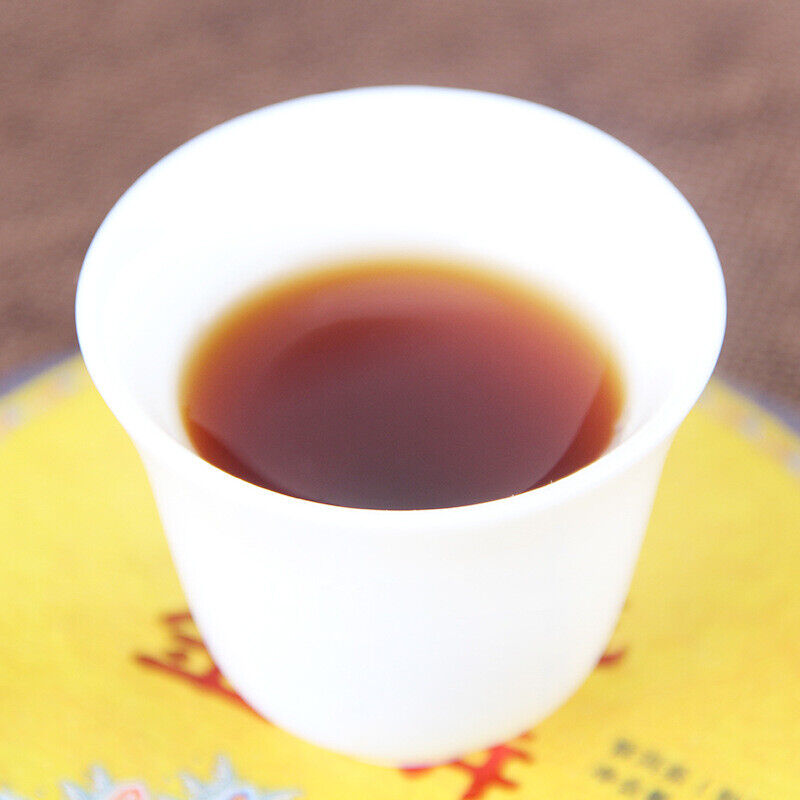 HelloYoung 200g Palace Gold Cake (Ripe) Yunnan Menghai Pu'er Round Tea Early Spring Jiao Mu