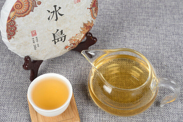 HelloYoung Pu'er Tea Raw Tea Cake 200g Icelandic Raw Tea Cake Arborvitae Large Tree Tea
