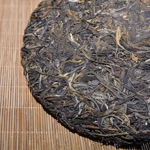 HelloYoung Yunnan Pu'er Raw Tea Cake 357g Pu'er Tea Cake Healthy Drink