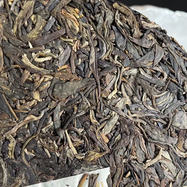 HelloYoung BEENG TEA Lincang Pu-erh Pu'er TeaChaCake 357g YUNNAN YINHAO CHI TSE