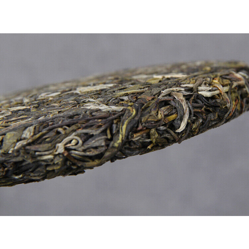 Organic Icelandic Ancient Tree 300g Spring Tea Pu'er Ancient Tree Tea Cha