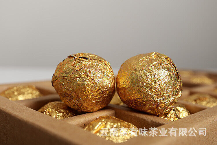 HelloYoung Yunnan Pu'er Tea 18 Old Banzhang Ancient Tree Gold Leaf Raw Tea Dragon Pearl