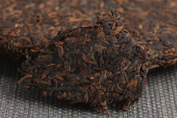HelloYoung 357g Yunnan Pu'er Tea Banzhang Ancient Rhyme Aged Ripe Cake Seven Seed Cake Tea