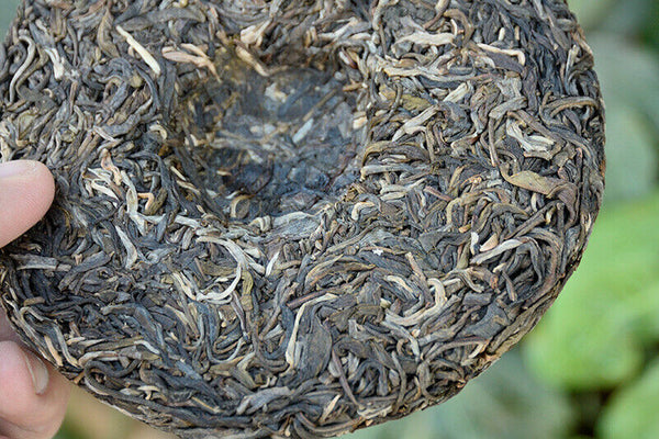 HelloYoung Yunnan Pu'er Tea Jingmai Mountain Raw Tea Cake Orchid Scented Raw Tea Cake 200g