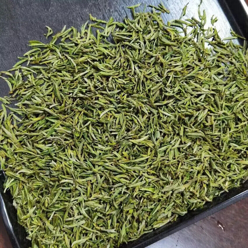 Premium Chinese Anhui Green Tea High Mountain Yellow Gold Tea Maofeng Green Tea