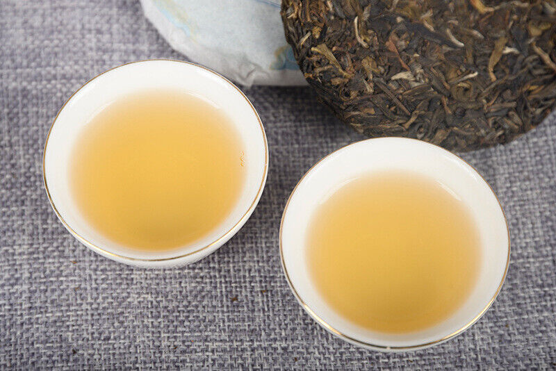 HelloYoung Yunnan Tea Raw Puerh Tea 100g Raw Cake Raw Puerh Tea 贺开春茶