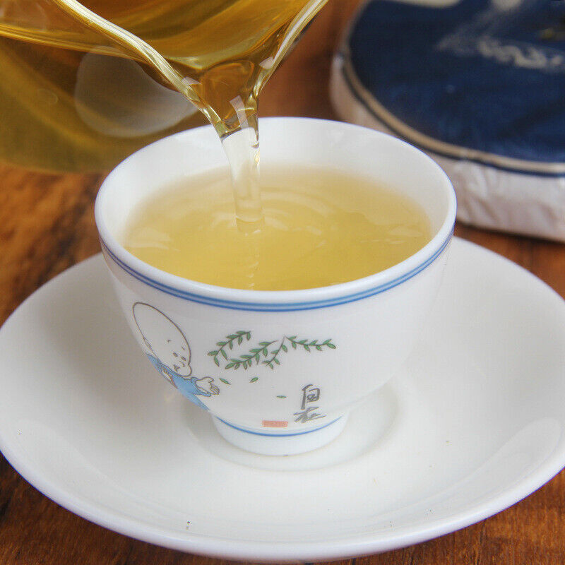 HelloYoung 200g Tea Cake Yunnan Pu'er Raw Tea Cake