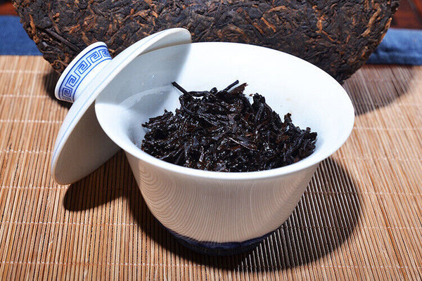 Yunnan Pu'er Tea Yunnan Seven Cakes Tea Ripe Tea 357g Healthy Drink