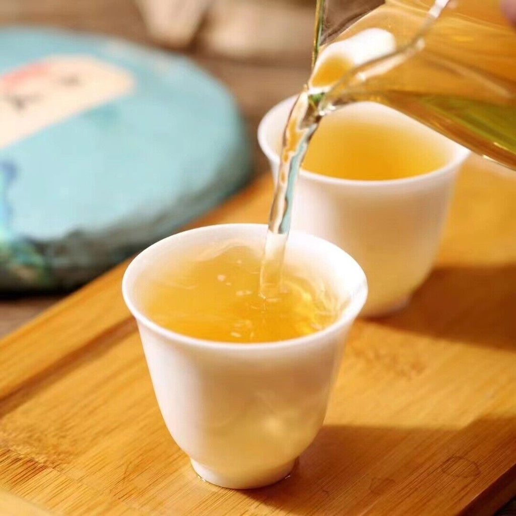 HelloYoung Yunnan Tea Nannuo Mountain Half Slope Old Cottage Pu'er Raw Cake Tea 200g