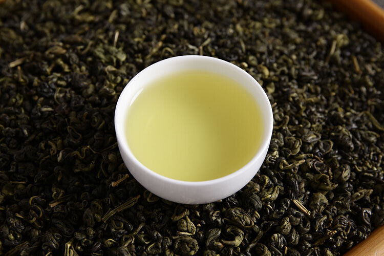 HelloYoung 500g Yunnan green tea Ming Qian two leaves Biluochun 1strong fragrant spring tea