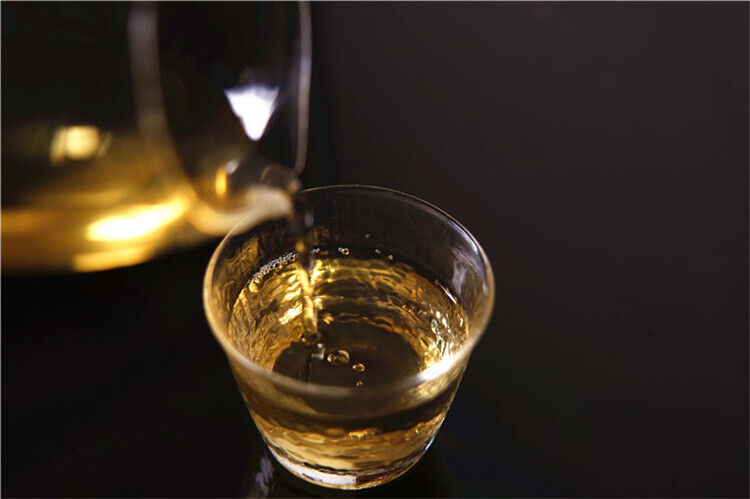 HelloYoung 357g Pu'er raw tea golden leaves golden Mengku yellow slices, seven seed cakes