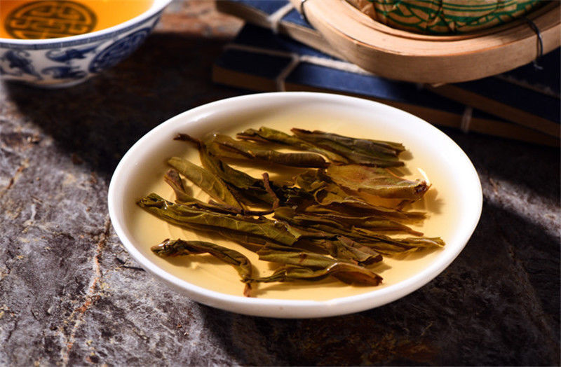 100g Yunnan Old Tea Tree Puer Tuo Tea Shen Pu'er Tea Royal Raw Pu-erh Green Tea