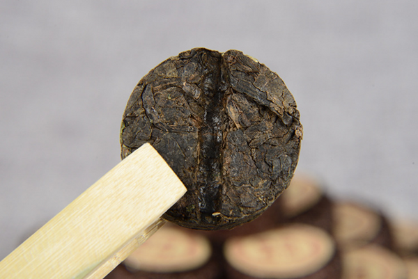 HelloYoung Yunnan Puerh Tea Glutinous Fragrant Ripe Tuo Tea Strong Fragrant Small Jade Cake