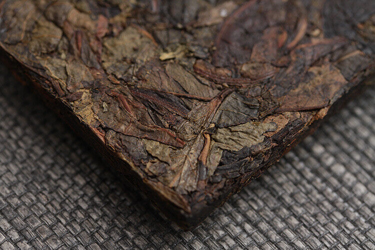HelloYoung Yunnan Pu'er Tea 50g*2 Old Banzhang Golden Leaf Raw Brick Tea Aged Pu'er Tea