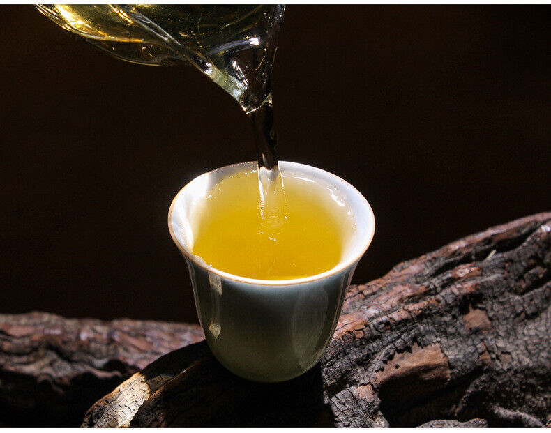 HelloYoung Misty Tribute Tea Ancient Pure Material Pu'er Raw Tea Tribute Tea 357g/12.59oz