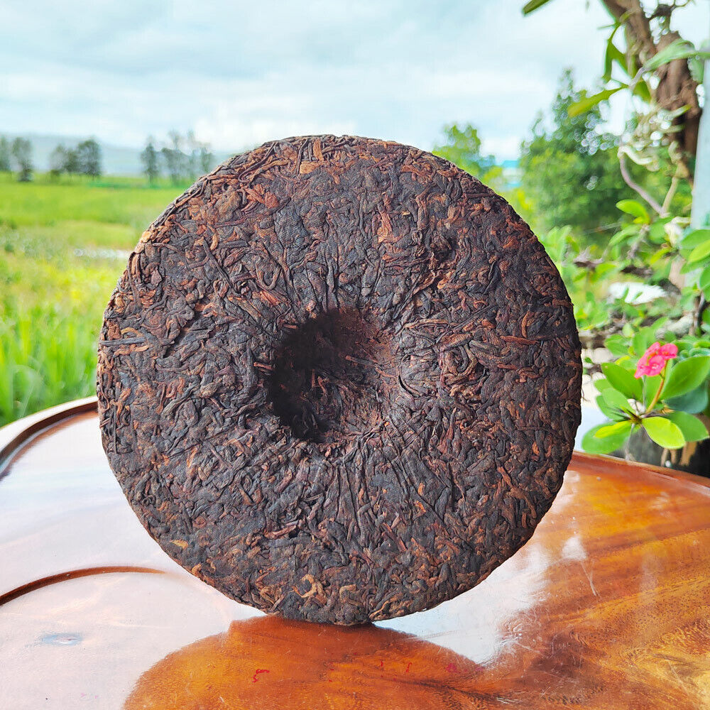 HelloYoung Icelandic Pu'er Ripe Tea Mengku Ancient Tree Ripe Tea Cake Pu'er Tea HongJinYin