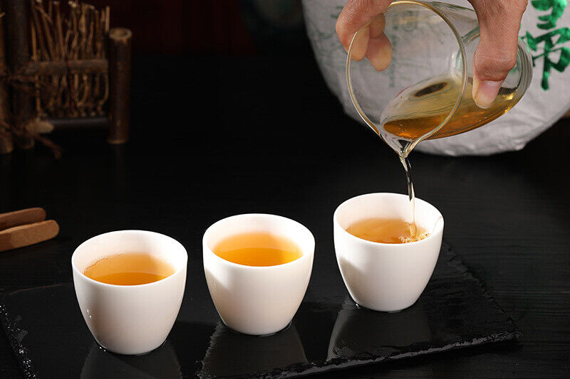 HelloYoung Yunnan Tea Old Tea Tree 357g Puerh Raw Tea Cake