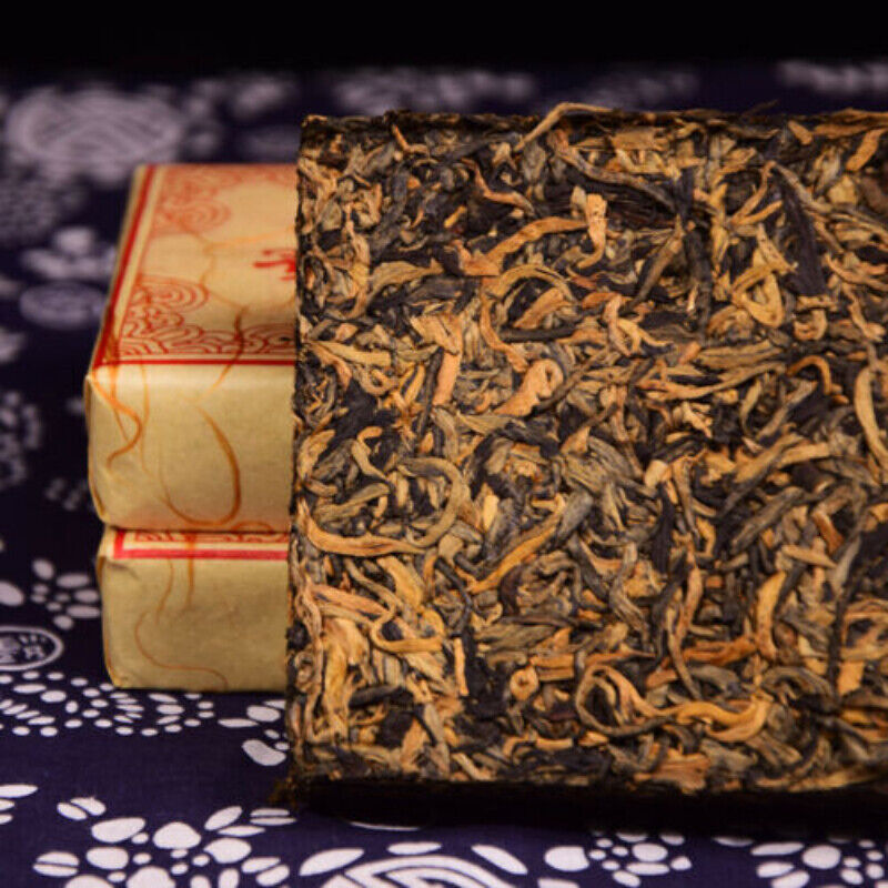 HelloYoung Fengqing Dian Hong Golden Buds Dianhong 250g Dian Hong Yunnan Black Tea Brick