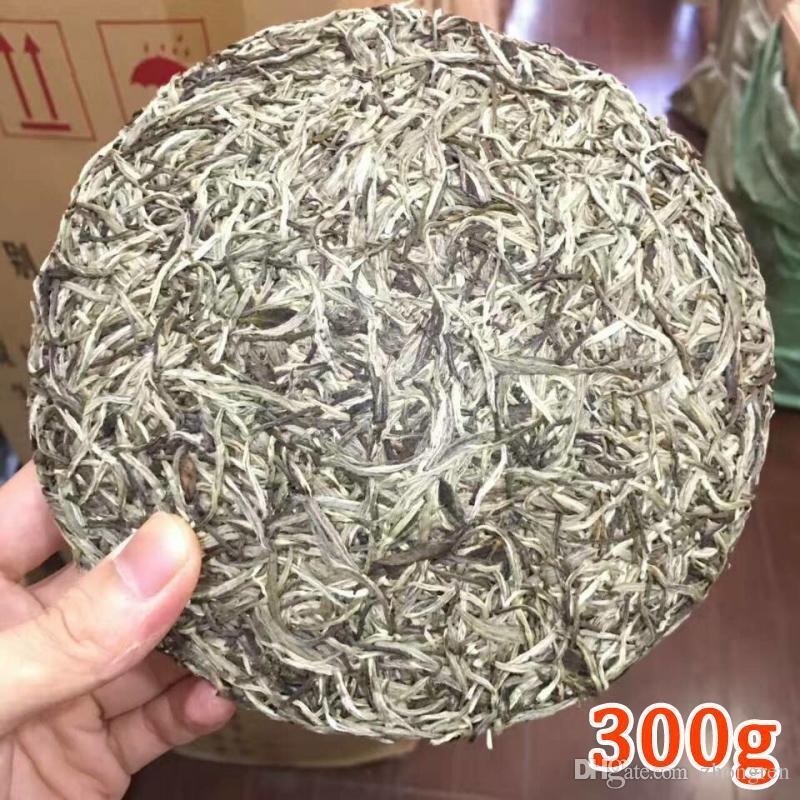 HelloYoung Fuding White Tea Natural Organic White Tea Silver Needle Bai Hao Yin Zhen 300g Main image