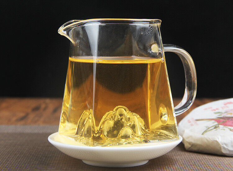 HelloYoung 100g Yunnan Old Tea Tree Red Rose Black Tea Fengqing Dian Hong Rose Tea Cake