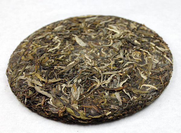 Thé Pu'er Cake du Yunnan 357g thé cru Pu'er Bingchun Yiwu Menghai Xigui