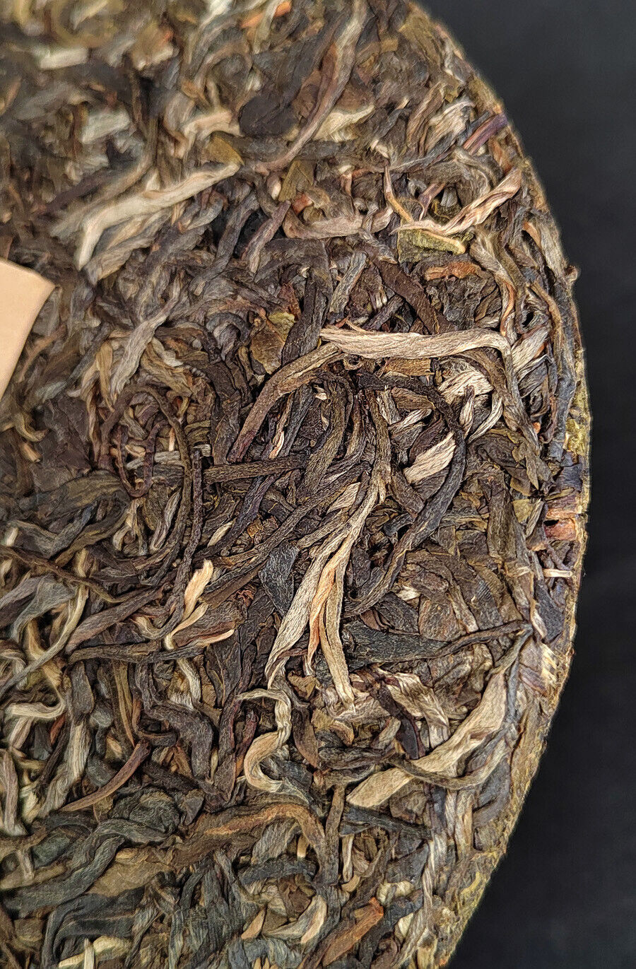 HelloYoung Pu-erh Raw Tea Cake Yunnan Pu-erh Tea 357g 云南七子茶饼 易武早春