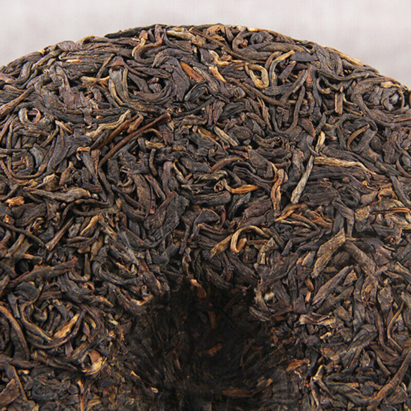 HelloYoung Yunnan Qizi Pu-erh Healthy Drink Green Tea Natural Pu'er Cha Tea Cake 357g Main image