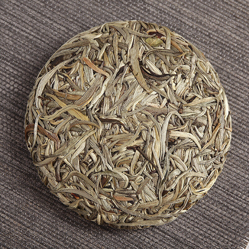 Baihao Silver Needle Yunnan Small Cake. Moonlight White Old White Tea. 100g.