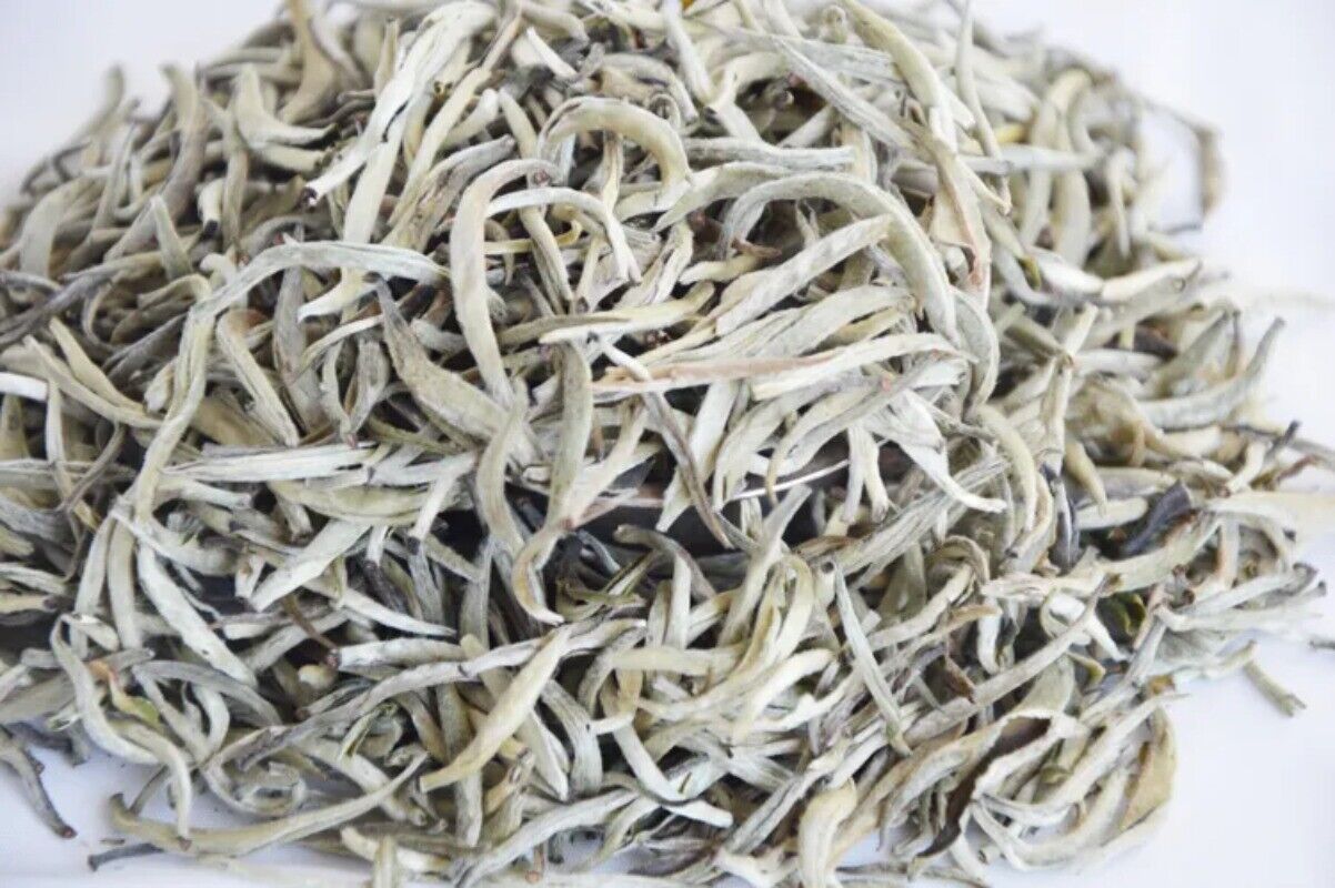 HelloYoung New White Tea Natural Organic Tea Baihaoyinzhen Silver Needle Tea 100g