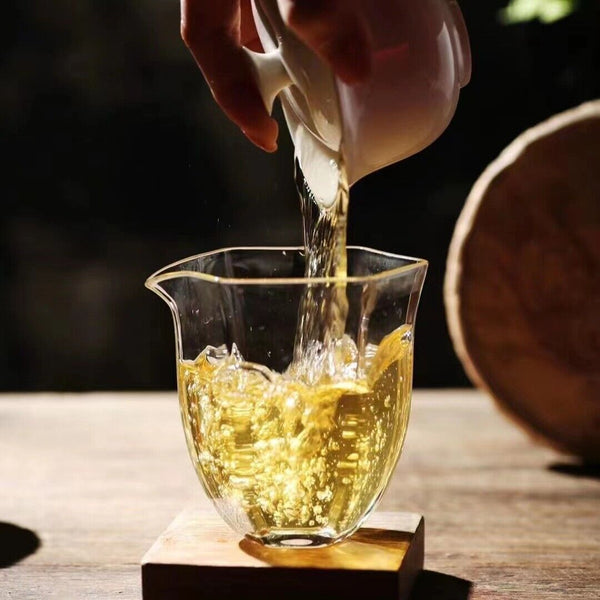 HelloYoung Yunnan Tea Menghai Mannuo Ancient Tree 200g Pu'er Tea Fragrant Tea Cake Tea