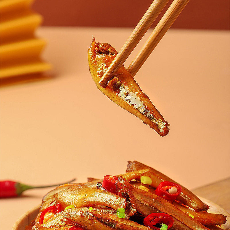 Jinzai Small Fish Spicy Dried Small Fish Spicy Snacks  劲仔小鱼仔香辣小鱼干 12g*20 Packs
