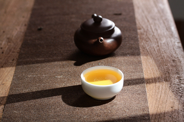 HelloYoung 357g Yunnan Pu'er tea leaves arborvitae old tree Lao Ban Zhang raw  cake tea