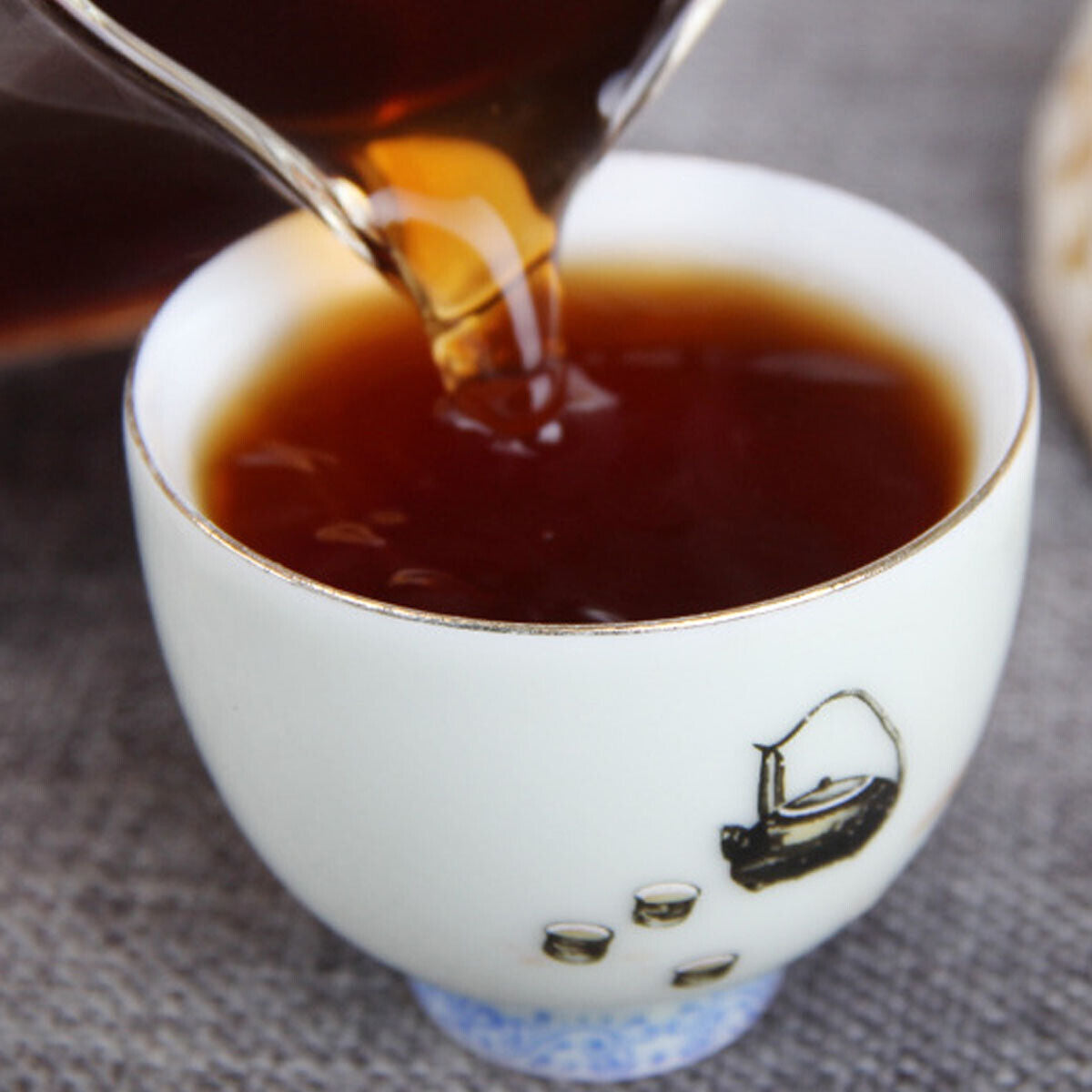 HelloYoung Cooked Puerh Tea Cake Full Fermented Banzhang Golden Bud Ripe Puer Tea  Shu 357g