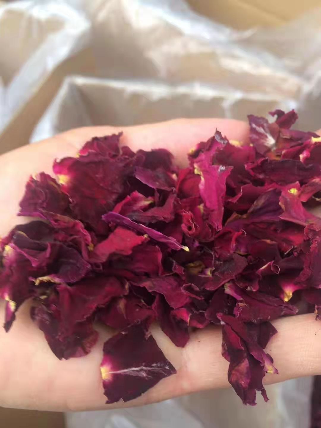 Premium Ink Red Rose PetalsEdible PetalsBulk French Ink Red Roses