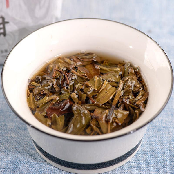 HelloYoung Pu'er Tea Cake Icelandic Ancient Icelandic Sweet Seven-seed Puer Raw Tea 100g