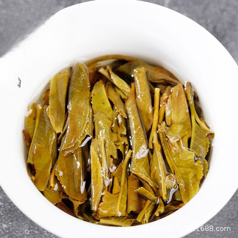 HelloYoung Yunnan Pu'er Tea Raw Tea Yiwu Zhengshan Raw Cake Tea Ancient Tree Raw Tea 357g