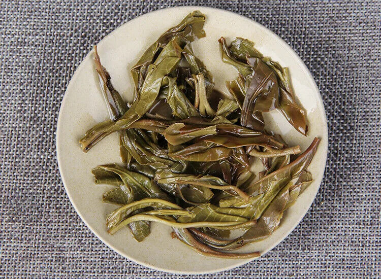 Yiwu Ancient Tree Pure Pu'er Tea Raw Tea Cake Yunnan Qizi Tea 357g Collection