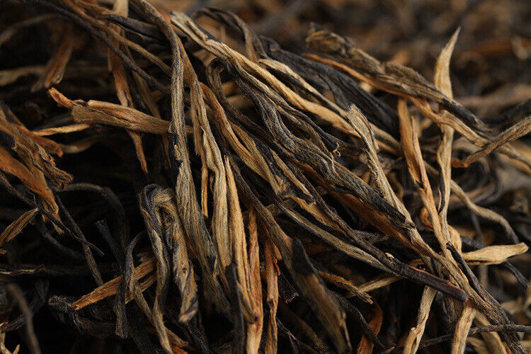 HelloYoung 500g Yunnan Dian Hong JD58 raw material Pine needles One bud one leaf (No.1)