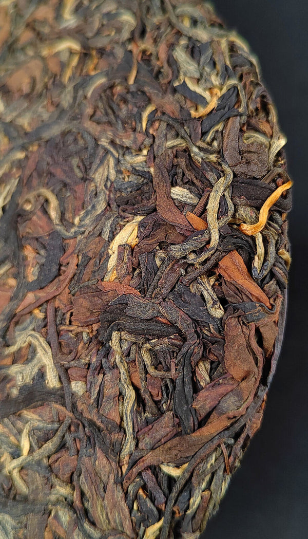 HelloYoung Yunnan sun black tea old tree black tea seven cakes tea Dian Hong work black tea