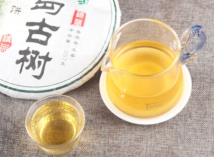 HelloYoung Pu'er Raw Tea Iceland Ancient Tree 357g Yunnan Tea Cake 普洱茶生茶 冰岛普洱古树 357g 云南饼茶