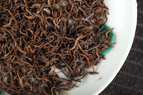 HelloYoung 500g Yunnan Pu'er Tea Menghai Spring Tea Golden Buds Ripe Tea Loose Tea