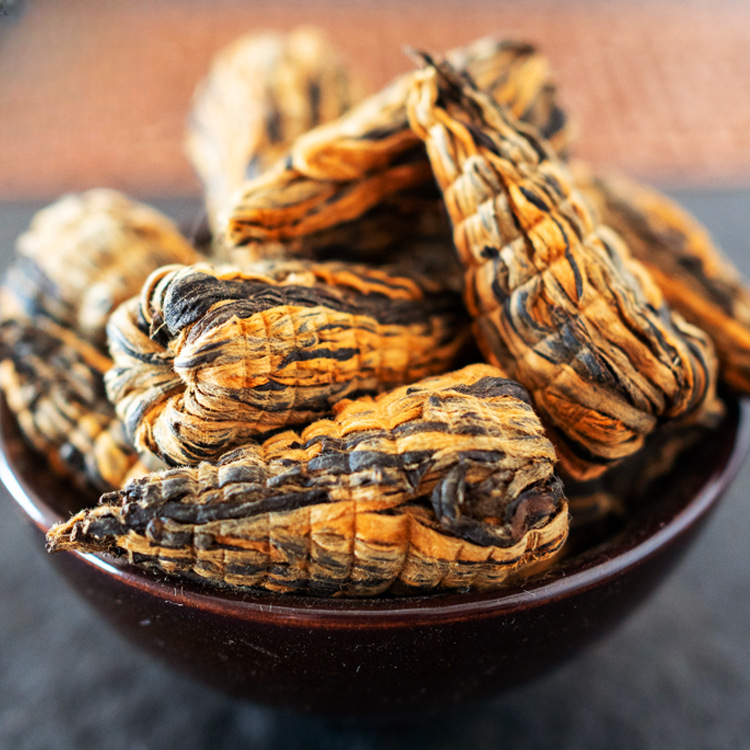 HelloYoung 500g Fengqing Dian Hong Tea Golden Silk Pagoda Yunnan Ancient Tree Black Tea