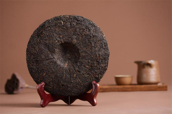 HelloYoungPuer Raw tea-cake puerh resistant brewing bright color sweet Old ban zhang Tea