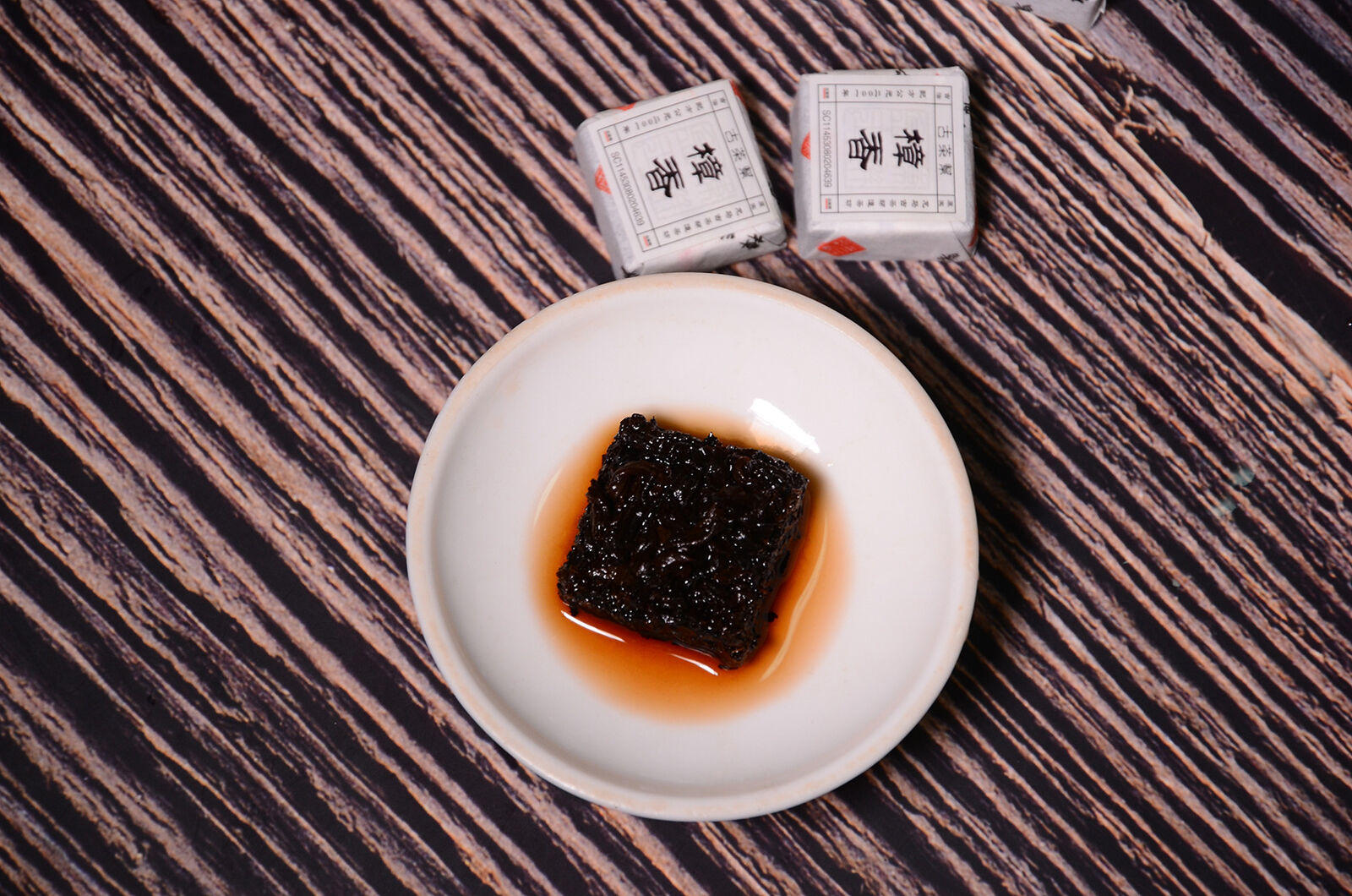HelloYoung 500g camphor puerh ripe tea small square brick Yunnan mini small tuo Menghai tea