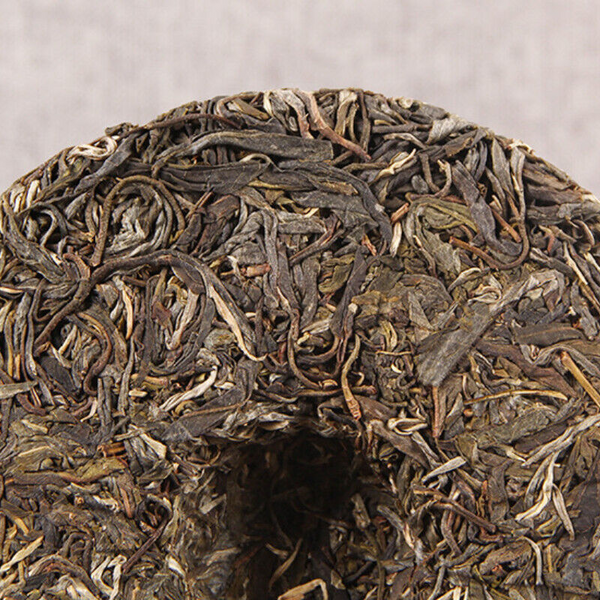 HelloYoung Pu-Erh Tea Cake Like Honey Flavor Raw Puer Tea Diet Tea 357g Yunnan Xiao Hu Sai